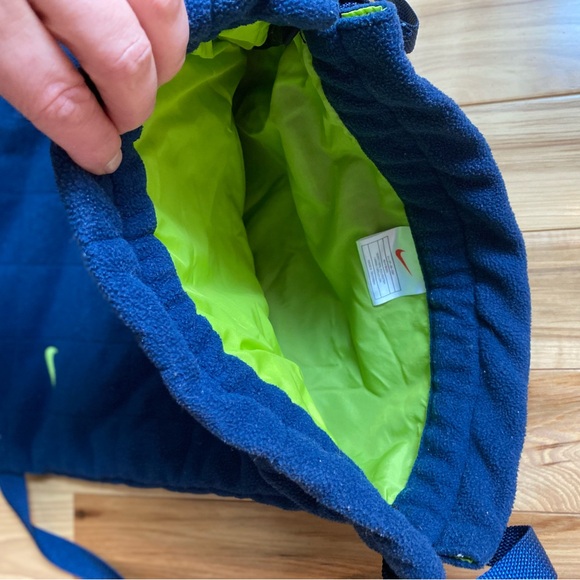 Nike Drawstring Bag - Picture 1 of 2